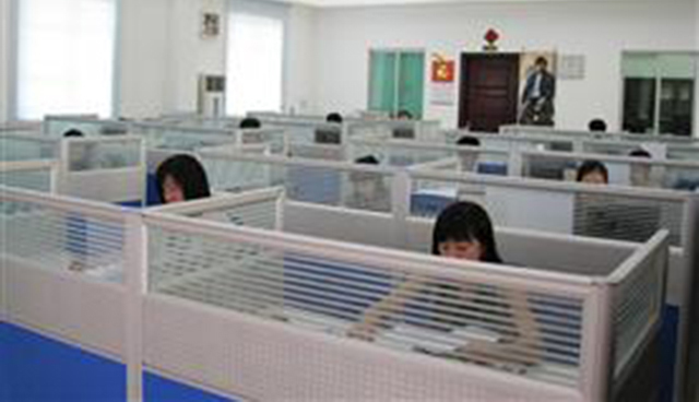 中小學(xué)圖書館為何難有好書？