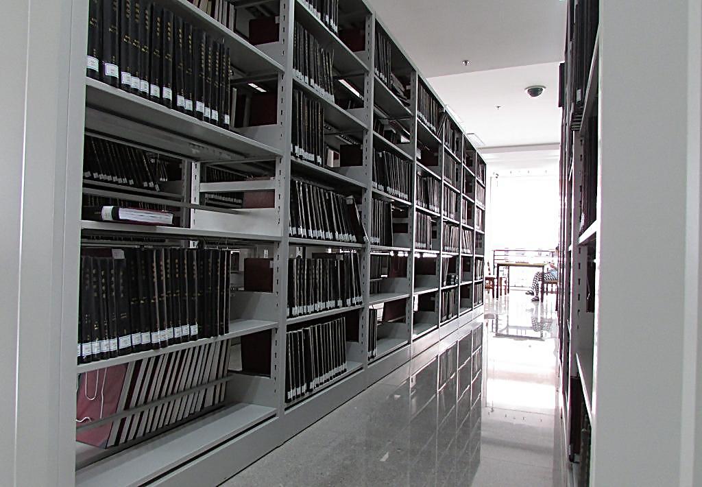 賓川縣金牛鎮(zhèn)中心學(xué)校圖書采購項目