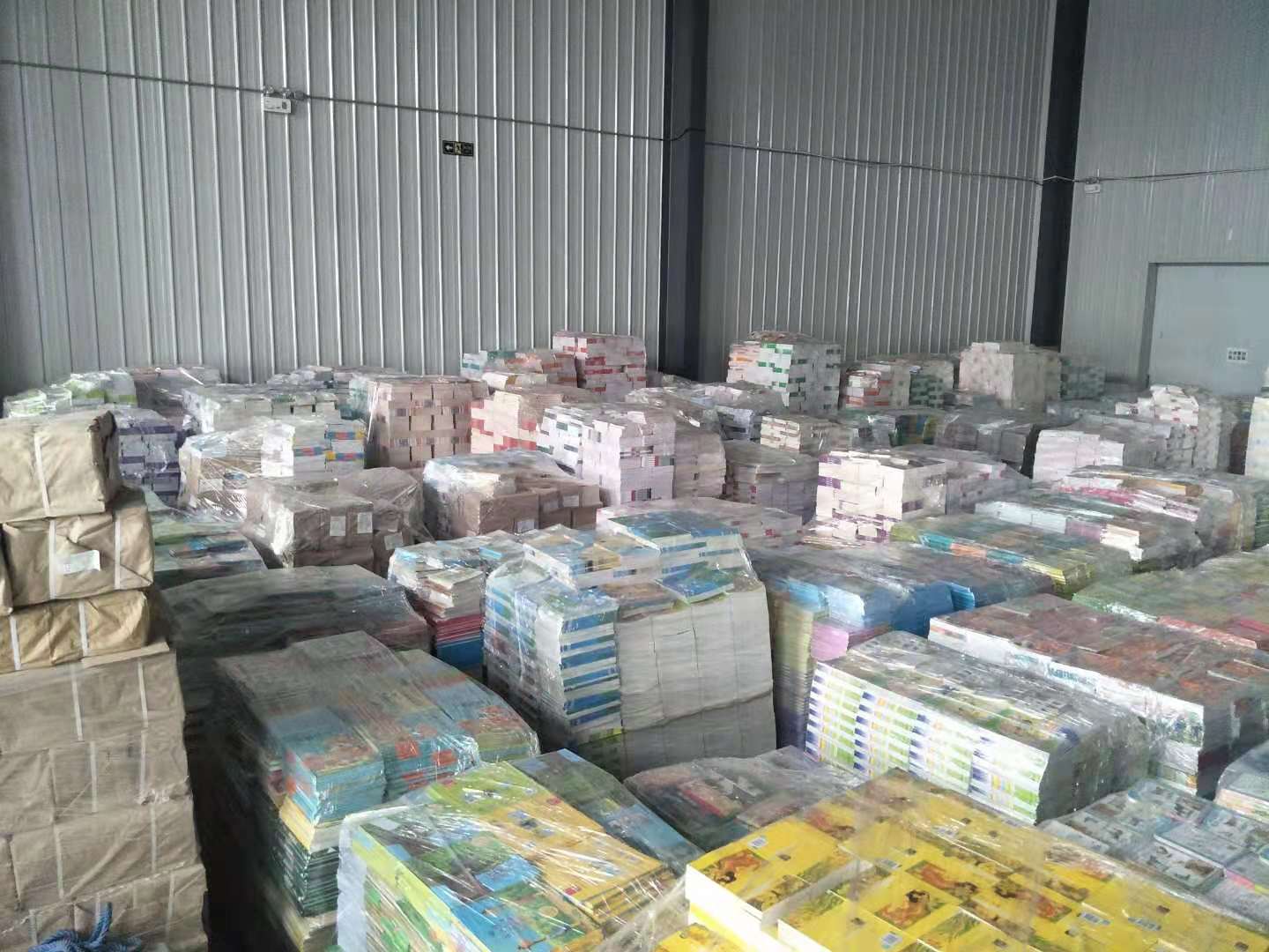 只有昆明人才知道的圖書批發(fā)市場(chǎng)！你有多久沒有去過了？[天道恒遠(yuǎn)]